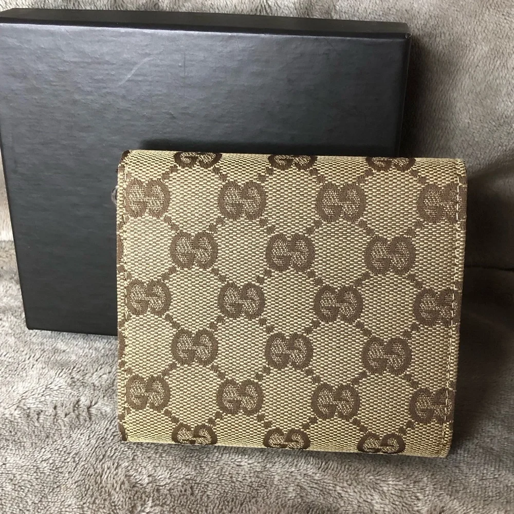 GUCCI GG Sherry Line Horsebit Trifold Wallet COMES WITH GUCCI BOX - Picture 3 of 17